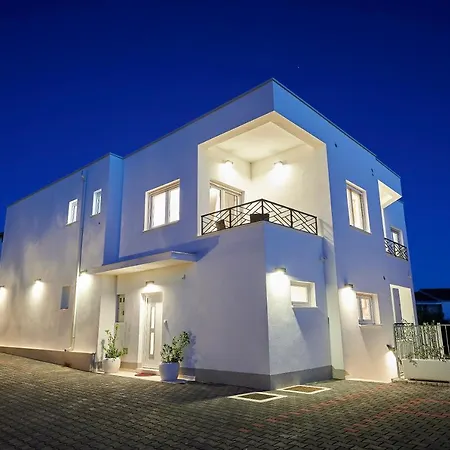 Kelava Apartment *