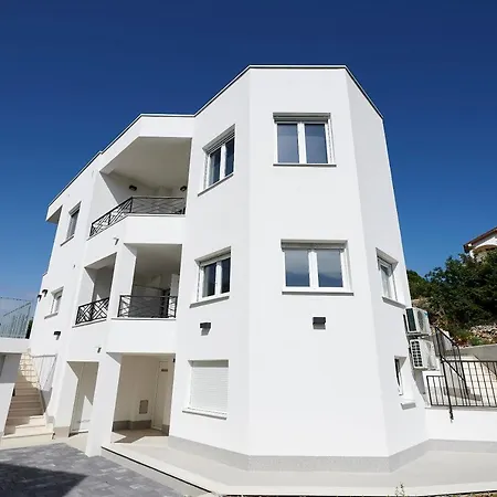 Kelava Apartman Trogir